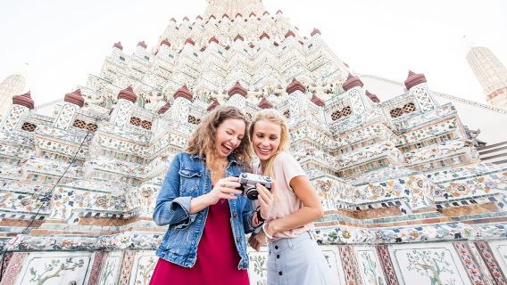 Grand Palace & Temples of Bangkok with experienced guide