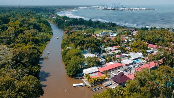 7-in-1-Kombi-Tour: Landausflug zu den Kanälen von Tortuguero