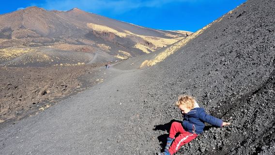 Etna Family Tour Escursione per famiglie con bambini sull'Etna
