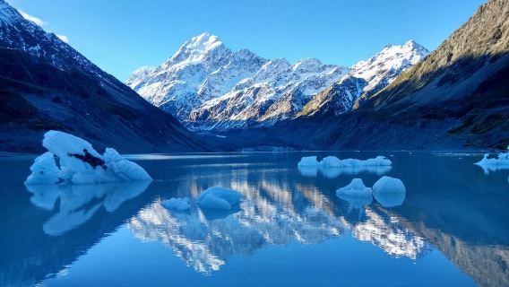 Mount Cook Tagestour ab Queenstown, Neuseeland. Mount Cook Nationalpark, Gletscher, Lake Pukaki