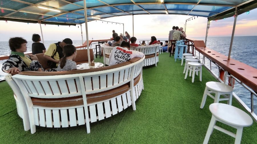 富國島 | 日落與夜間魷魚釣，含饭店接送、晚餐、导游