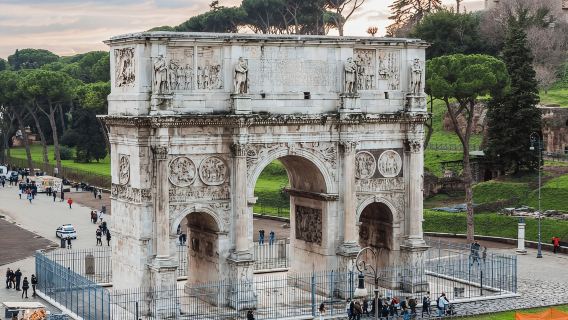 Rom: Führung durch die Arena des Kolosseums und das Forum