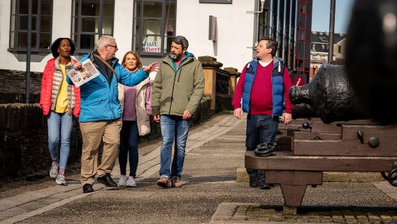 Derry/Londonderry: tour per piccoli gruppi alla scoperta della storia delle mura cittadine