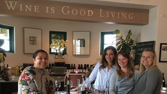 Walking tour of Santa Barbara with wine and chocolate tastings