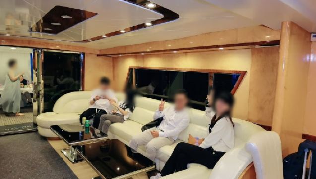 【香港遊艇包船出海】香港Party boat70呎豪華遊艇包船出海觀光娛樂或夜遊維港~暢享水上娛樂與海景~