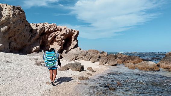 Snorkeling on a hidden beach (Hike)