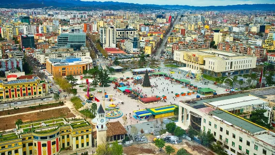 Passeio pela cidade de Tirana e pela montanha Dajti com traslado