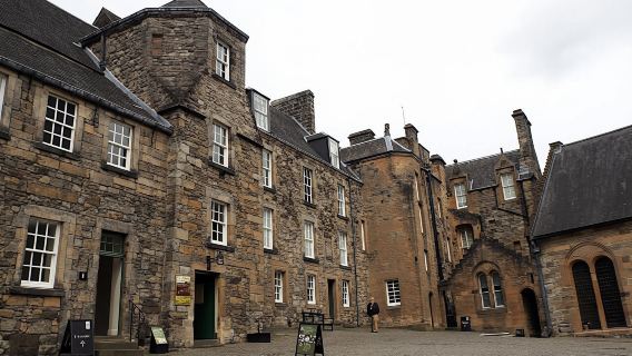 Guided tour from Edinburgh of Rosslyn Chapel, Stirling Castle and Dunfermline Abbey