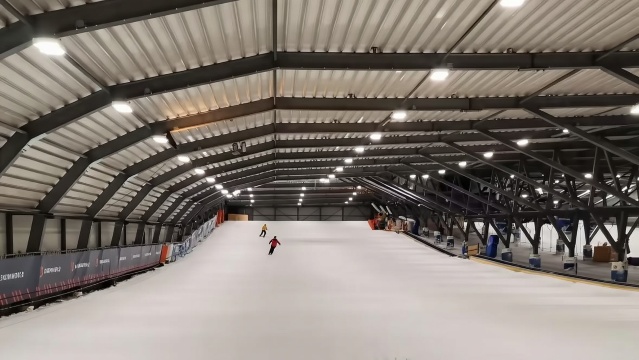 【包車直達】室內滑雪場·恆溫雪道四季暢滑（10小時不含門票）