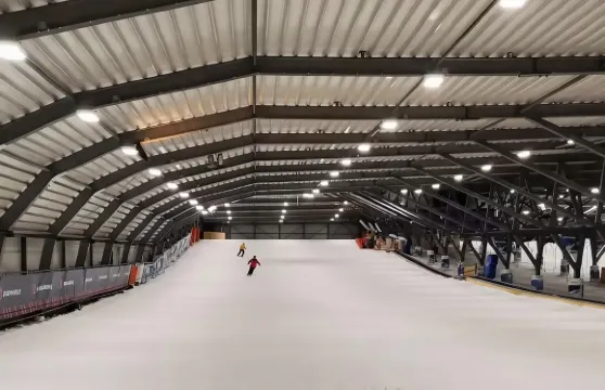 【包車直達】SnowWorld室內滑雪場·恆溫雪道四季暢滑