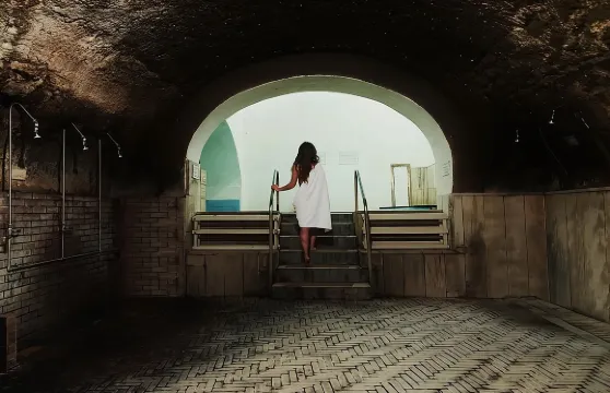 日間水療中心，如同古羅馬的水療中心