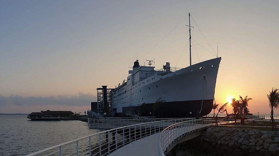 民丹島日落晚餐及多洛斯福斯船酒店文化遺產之旅連酒店接送