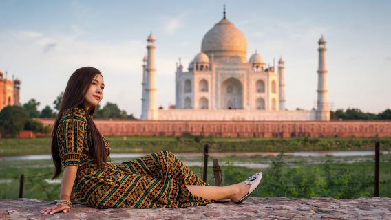 Агра: экскурсия на рассвете в Тадж-Махал и однодневный тур в заповедник слонов