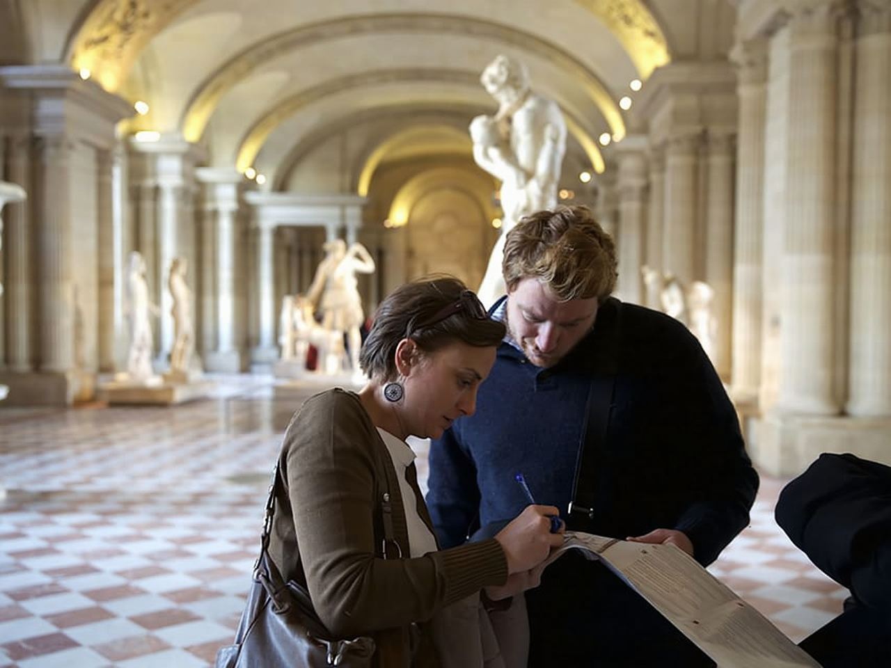 Paris: Louvre Highlights Skip-the-Line Guided Tour