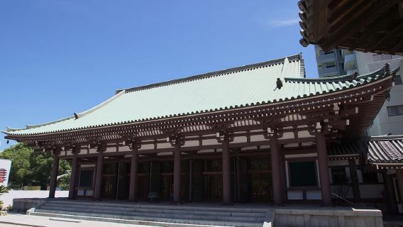Fukuoka: Hakozaki Shrine, Tocho-ji Temple, & Ohori Park Tour