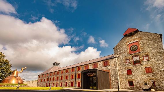 Cork: Kilang Penyulingan Midleton Behind the Scenes Tour & Cicipi