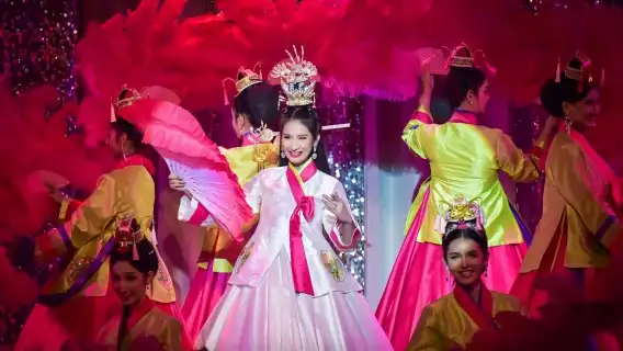 Miracle Cabaret Chiang Mai 1-day tour