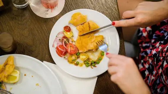 Vienna for Food Lovers: Cafés, Markets & Austrian Cuisine