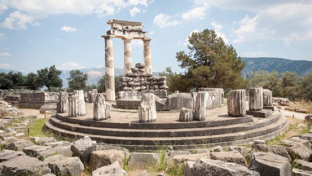 Tour giornaliero guidato in piccolo gruppo a Delfi da Atene