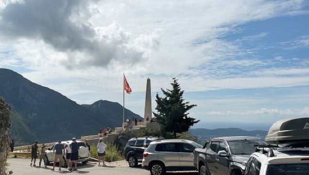 巴爾岸上觀光：魯米亞四驅車體驗連傳統午餐