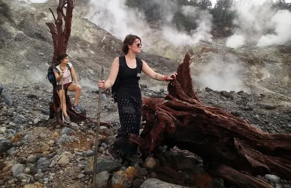 火山遠足與叢林探險之旅