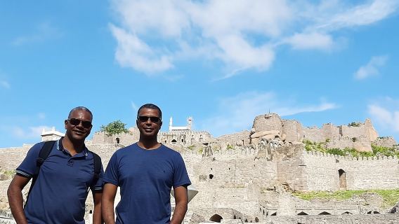 ทัวร์ส่วนตัวในเมืองไฮเดอราบาดพร้อมอาหารกลางวันเพื่อสัมผัสวัฒนธรรม