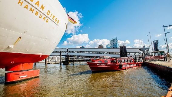 Lompat-lompat di atas air dengan Laluan Bulatan Maritim di Hamburg
