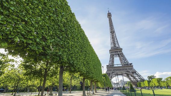 에펠탑 오디오 가이드로 시간 예약 가능