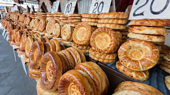 Tour privado de degustación de comida en Bishkek de 4 horas