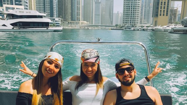 2-часовой частный круиз для отдыха: купание, загар и осмотр достопримечательностей!