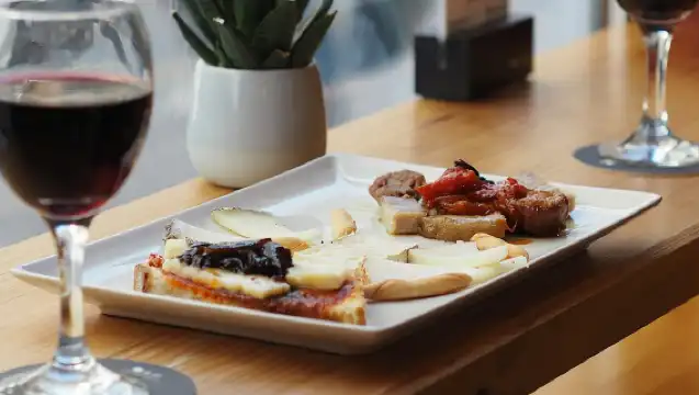 Valencia Morning Food Tour with Central Market by Food Lover Tour