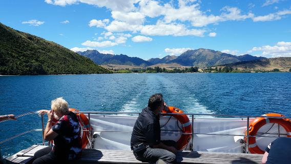 Stevensons Island 2-Hour Cruise and Nature Walk