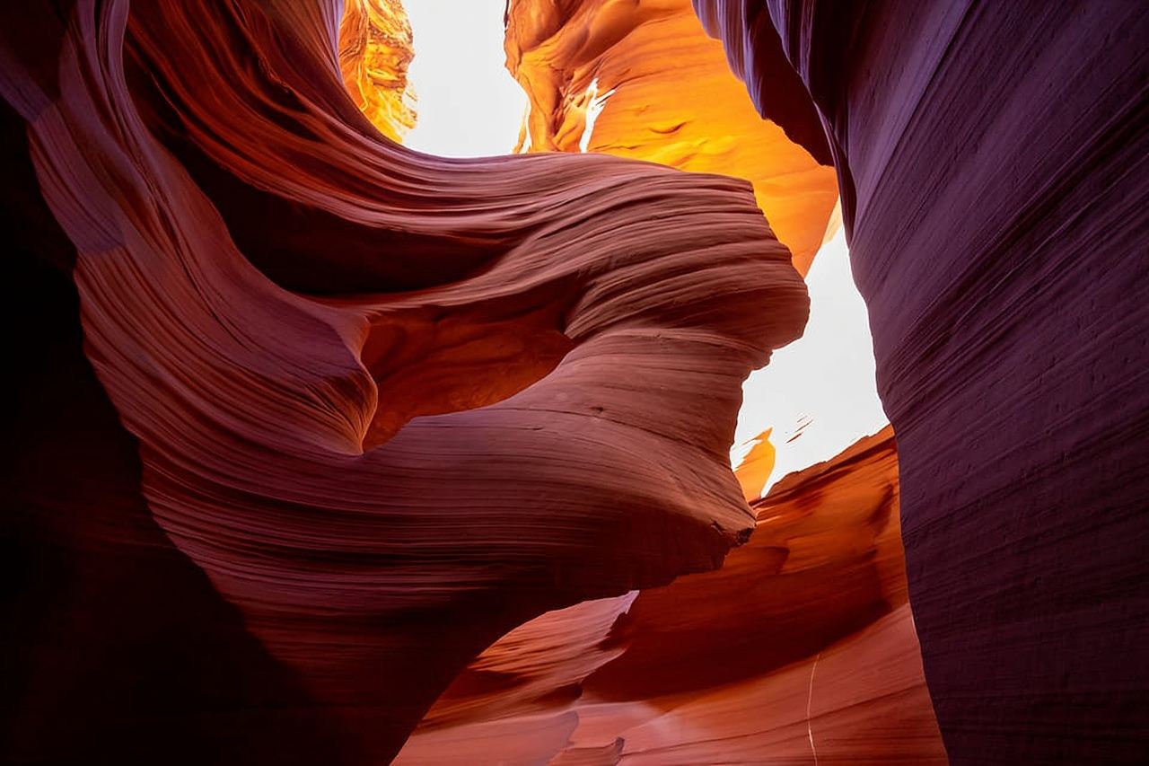 หน้า: การเข้าชม Lower Antelope Canyon Prime Time และคู่มือ Navajo