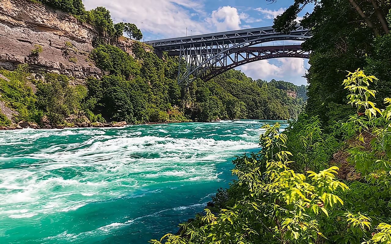 Ausflug zu den Niagarafällen ab Toronto mit optionaler Bootsfahrt
