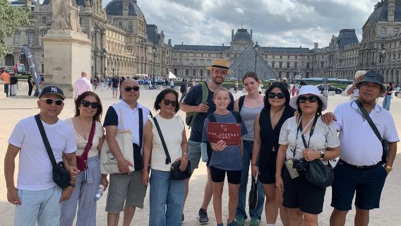 Parigi: biglietto d'ingresso con orario limitato al Museo del Louvre e tour della cultura pop