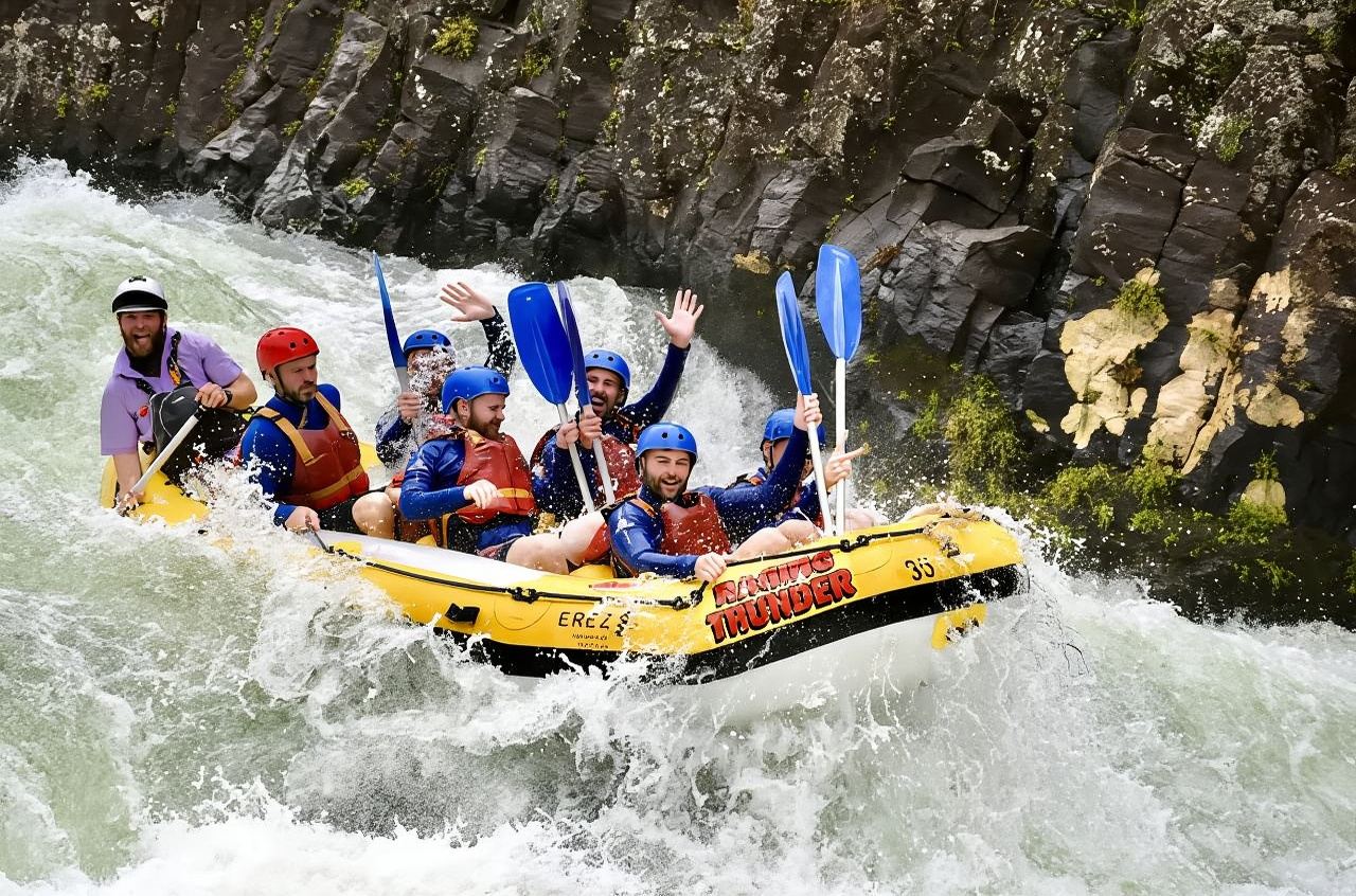 Cairns Raging Thunder - Tully River Rafting [Optional Hotel Pick-up & Drop-off/Self-Arranged Transportation]