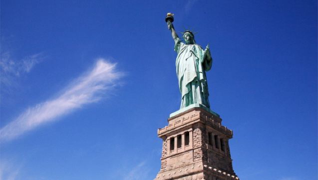 特惠中文包車·紐約自由女神像+帝國大廈+時代廣場一日遊