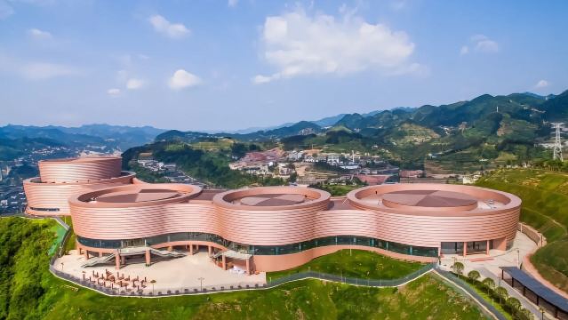 Zunyi Private Day Tour: Maotai Town - China's Premier Soy Sauce Liquor Town