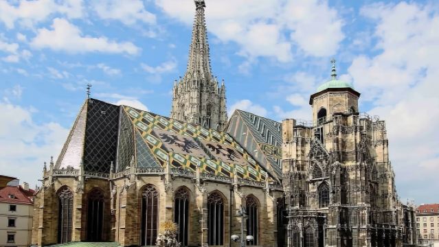 Penterjemahan profesional di Vienna, Austria|pemandu pelancong tempatan|Temani lawatan perniagaan|Terjemahan Pameran|Perkhidmatan lawatan bebas|Perancangan Perjalanan Tersuai