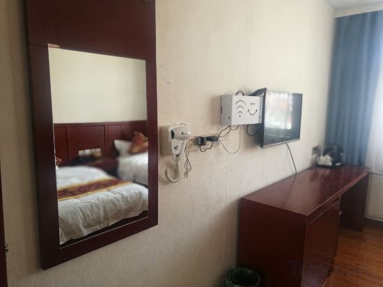 Others 4, Xiangfulou Business Hotel, Ngari