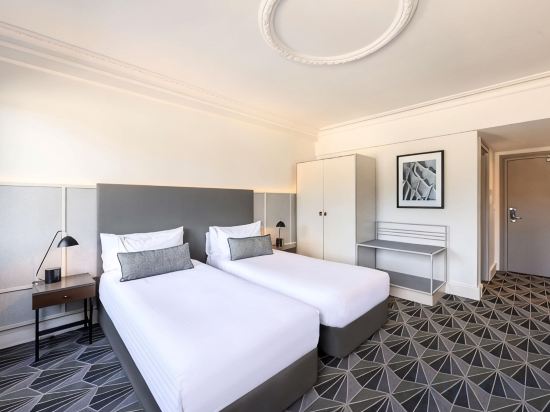 The Savoy Hotel on Little Collins Melbourne Room Type - Savoy Room King or Twin