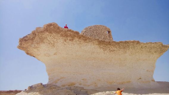 Qatar West + North Tour|Wind Erosion Mushroom-Zubara Castle private charter one-day tour