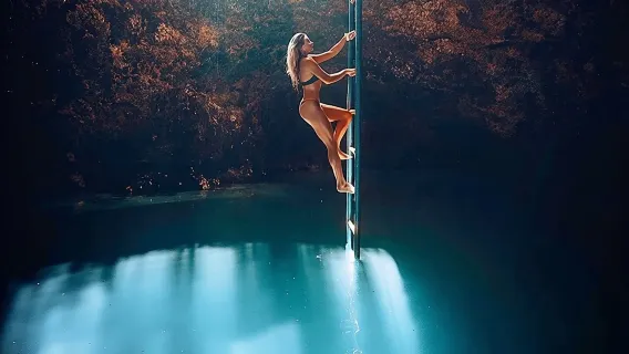 Blue Hole Mineral Swim, Negril Ricks Cafe, & Herb Farm Combo Tour