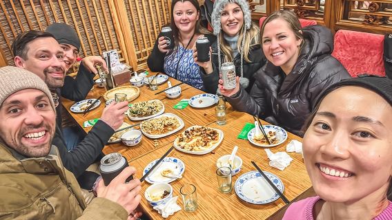 Recorrido gastronómico y cervecero a pie por los hutongs de Pekín: restaurantes escondidos