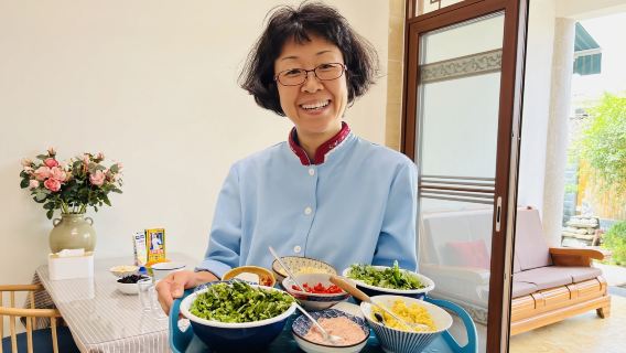 Eatwith - Sharing Moments - Lijiang, Yunnan - Traditional Authentic Naxi Kitchen - Exploring Local Farmers Markets - Three Naxi Food and Beverages- Ghost Chicken, Small Pot Rice Noodles, Pao Lu Da