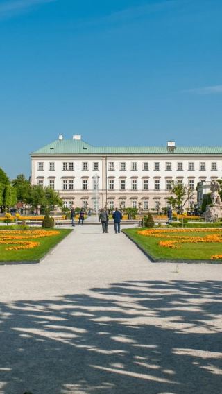 1-day tour to Salzburg old town - Melk abbey and photo stops at moon lake