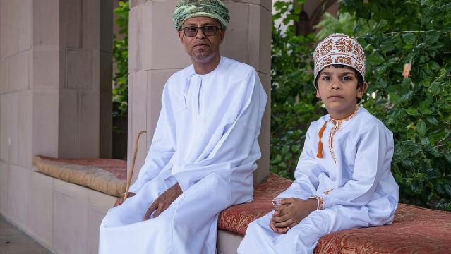 Excursión privada de medio día por Mascate con un guía local