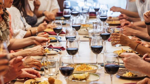 Lissabon Aromen: Geführte kulinarische Tour durch Baixa mit portugiesischem Wein