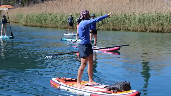 ทัวร์พายเรือแพดเดิลบอร์ดริมแม่น้ำ Ombla ในดูบรอฟนิก พร้อมของว่าง