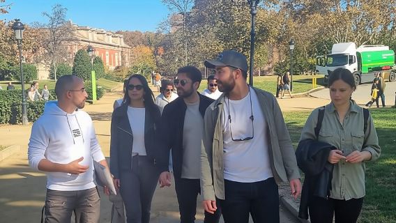 Barcelona: Recorrido privado a pie por el casco antiguo: pasado y presente